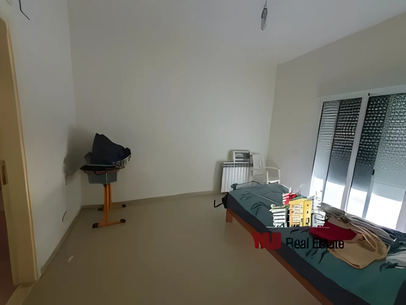 Apartment for Rent in Ajaltoun - 3 bed, 2 bath