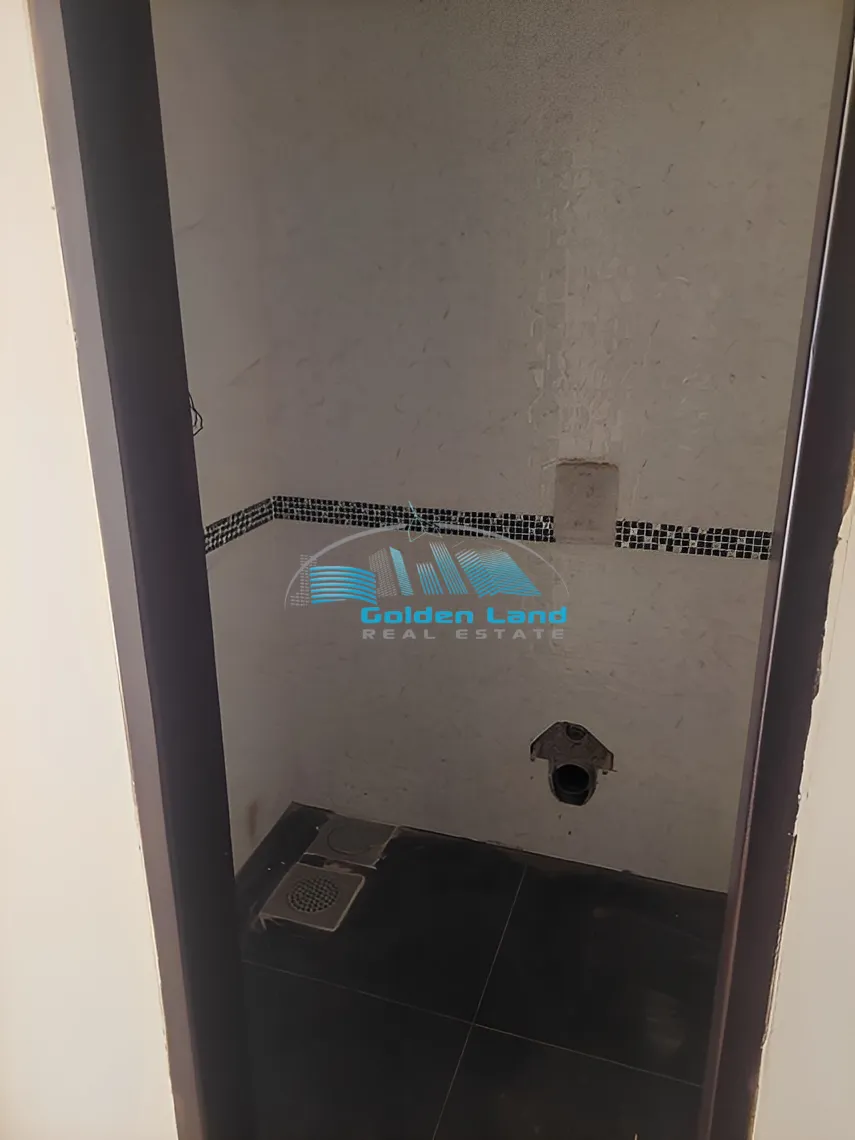 Apartment for Sale in Qornet El Hamra, Lebanon