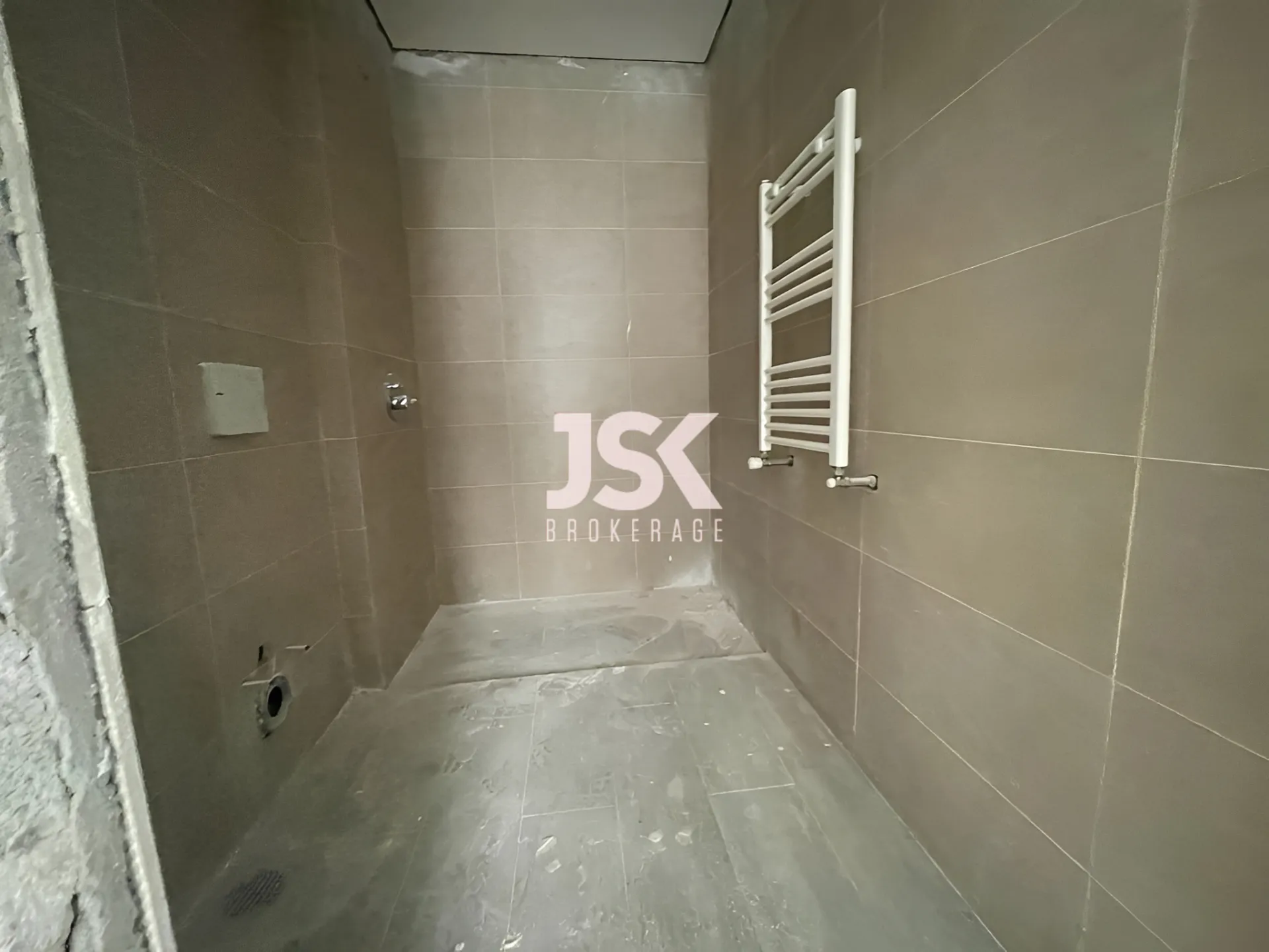 Apartment for Sale in Adma w Dafnah