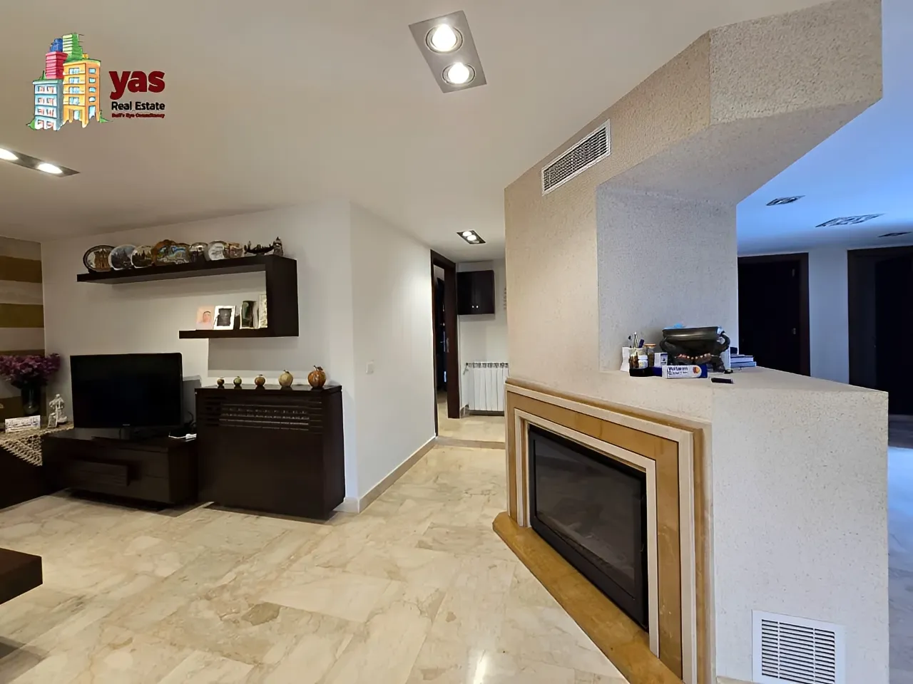 Villa for Sale in Kfardebian