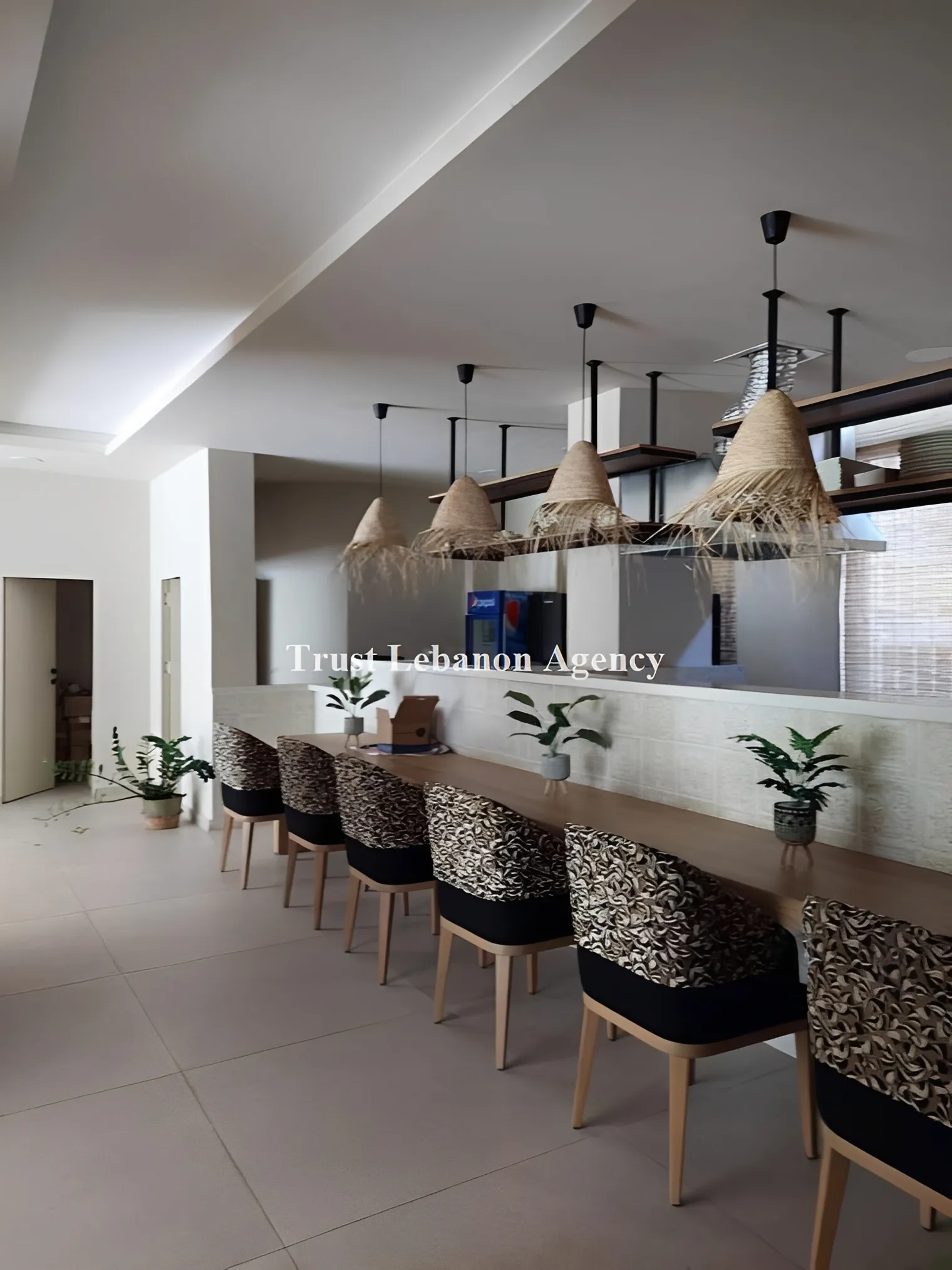 Shop for rent in Baabda, Badaro