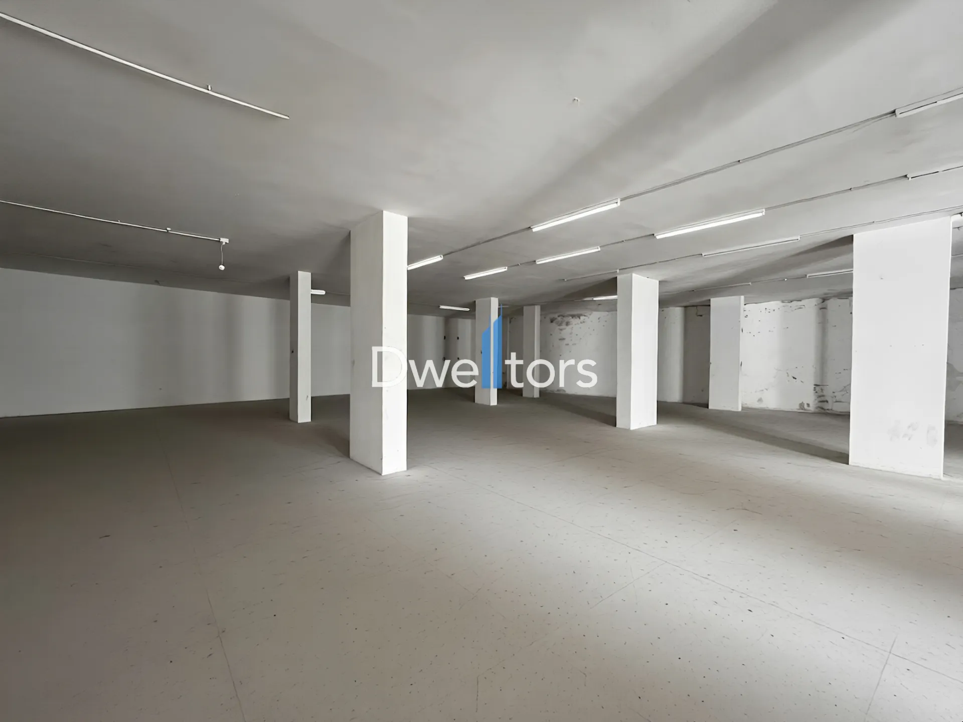 Warehouse for rent in Sabtiyeh, Lebanon