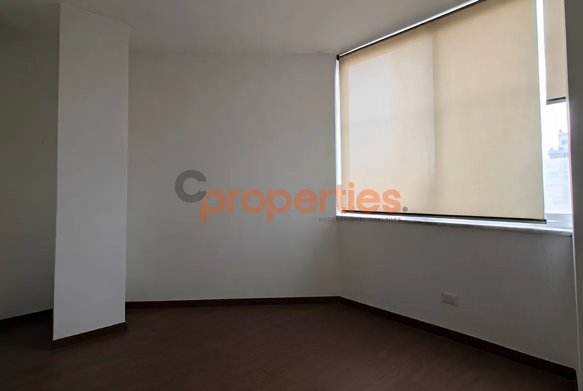 Office for Sale in Verdun