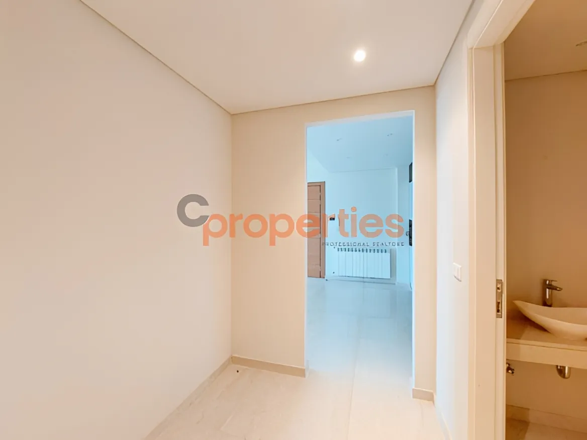 Apartment for Sale in Ain Saadeh