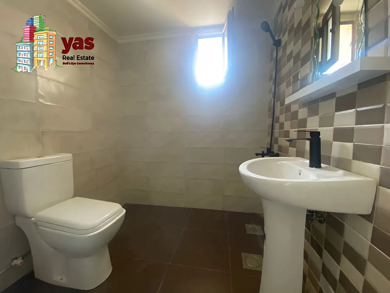 Apartment for Rent in Ballouneh