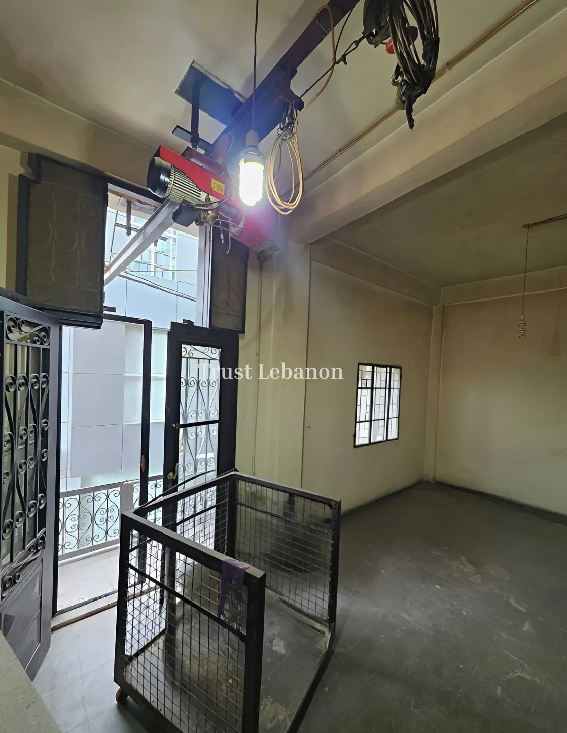 Industrial Unit for sale in Daoura, Lebanon