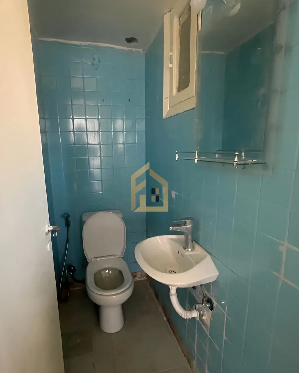 Apartment for rent in Kraytem, Beirut, Lebanon - 2 bed, 2 bath