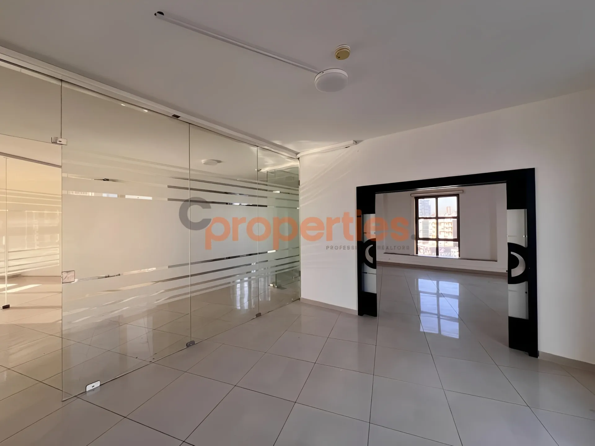 Office for rent in Dekwaneh