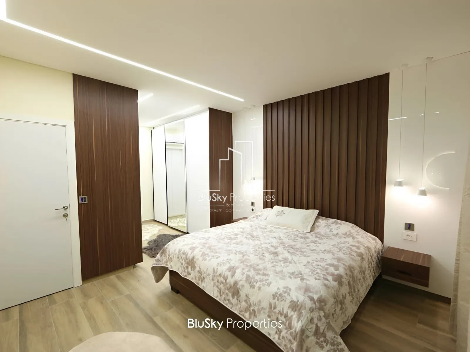 Apartment for Sale in Amchit