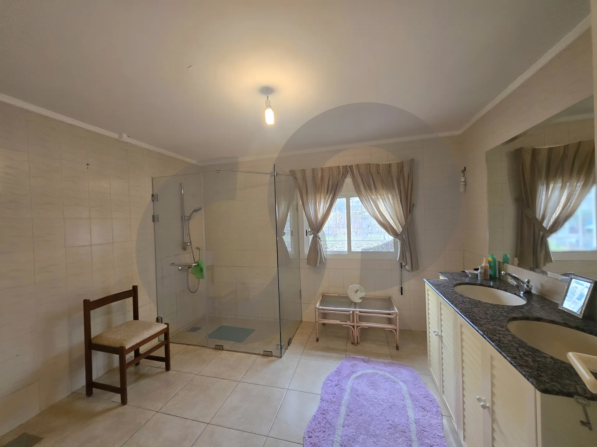 Villa for Sale in Kfardebian