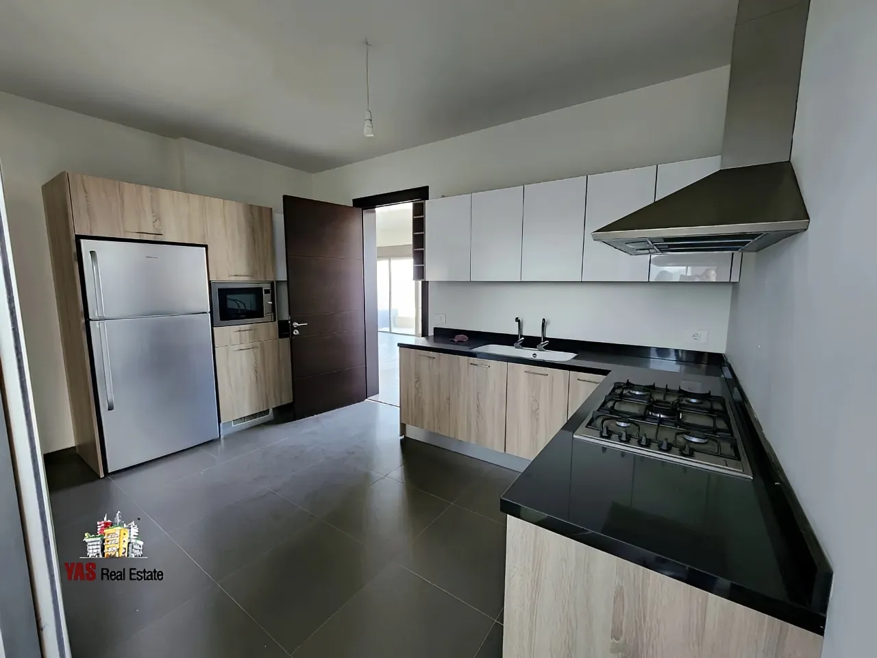 Apartment for Sale in Achrafieh - 3 bed, 4 bath