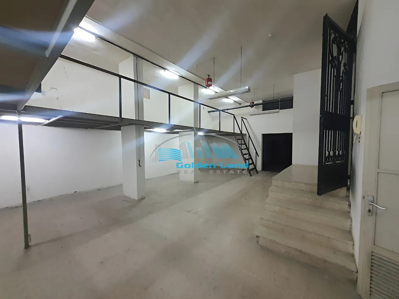 Warehouse for Rent in Mansourieh