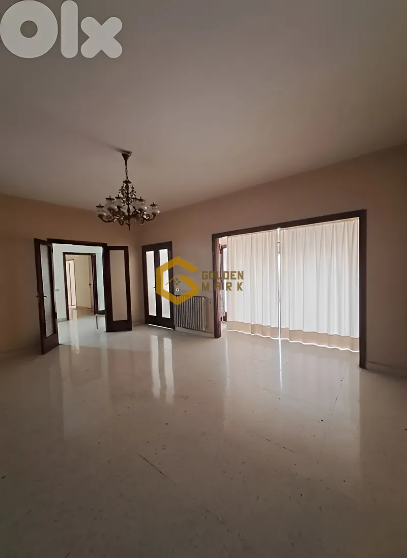 Apartment for Sale in Sanayeh, Beirut - 4 bed, 4 bath
