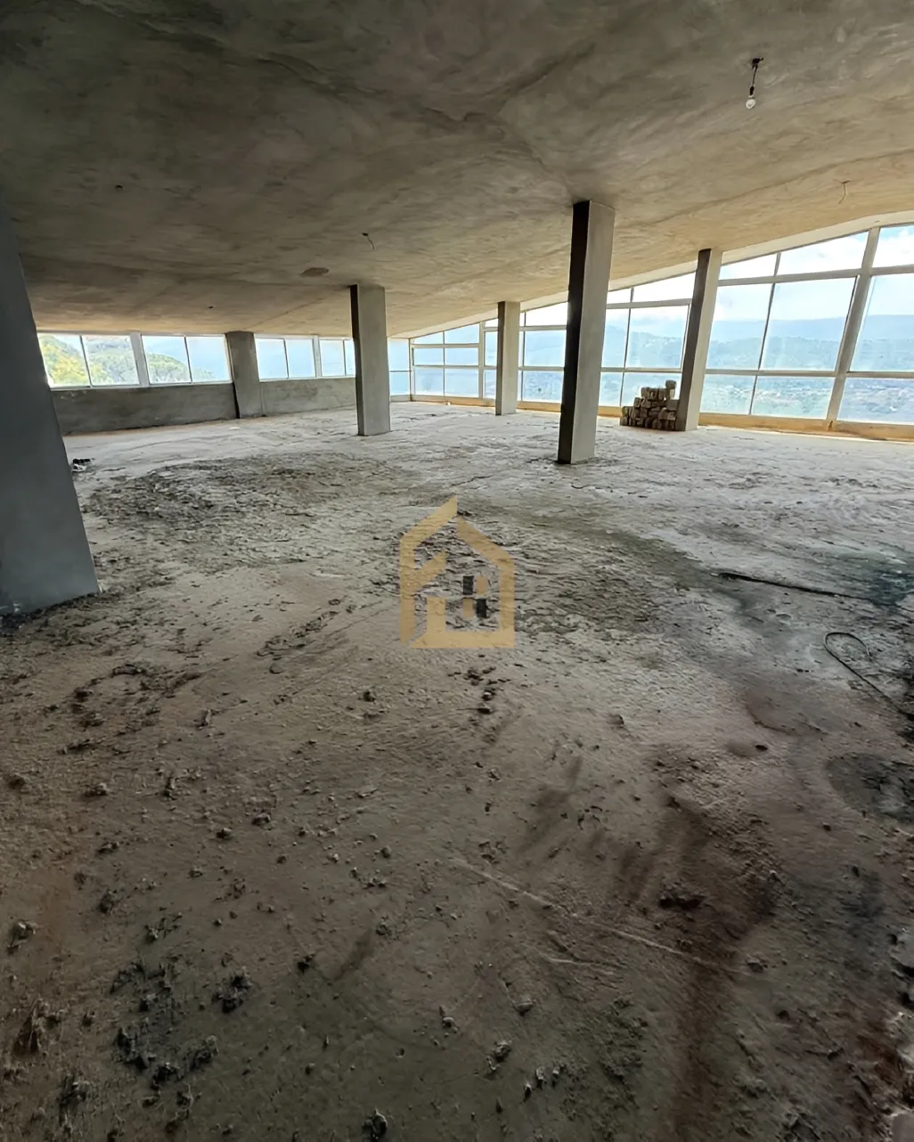 Showroom for rent in Broummana, Lebanon