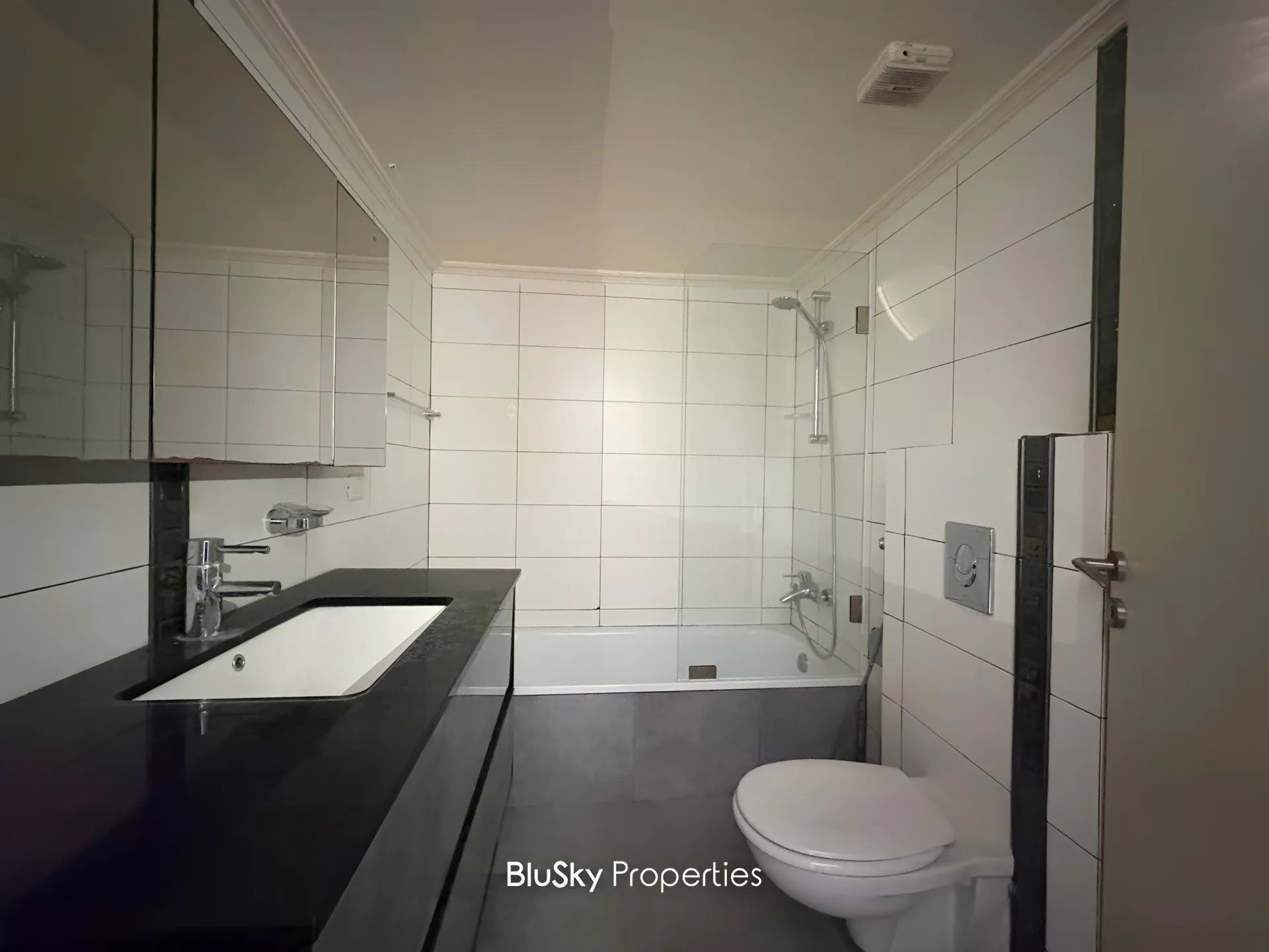 Apartment for sale in Qennabet broummana, lebanon