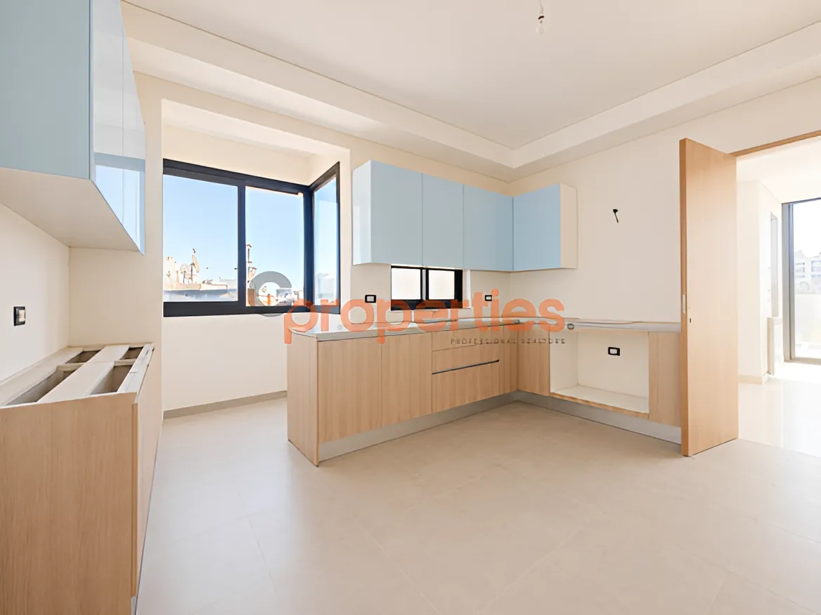 Apartment for Rent in Hamra - 5 bath
