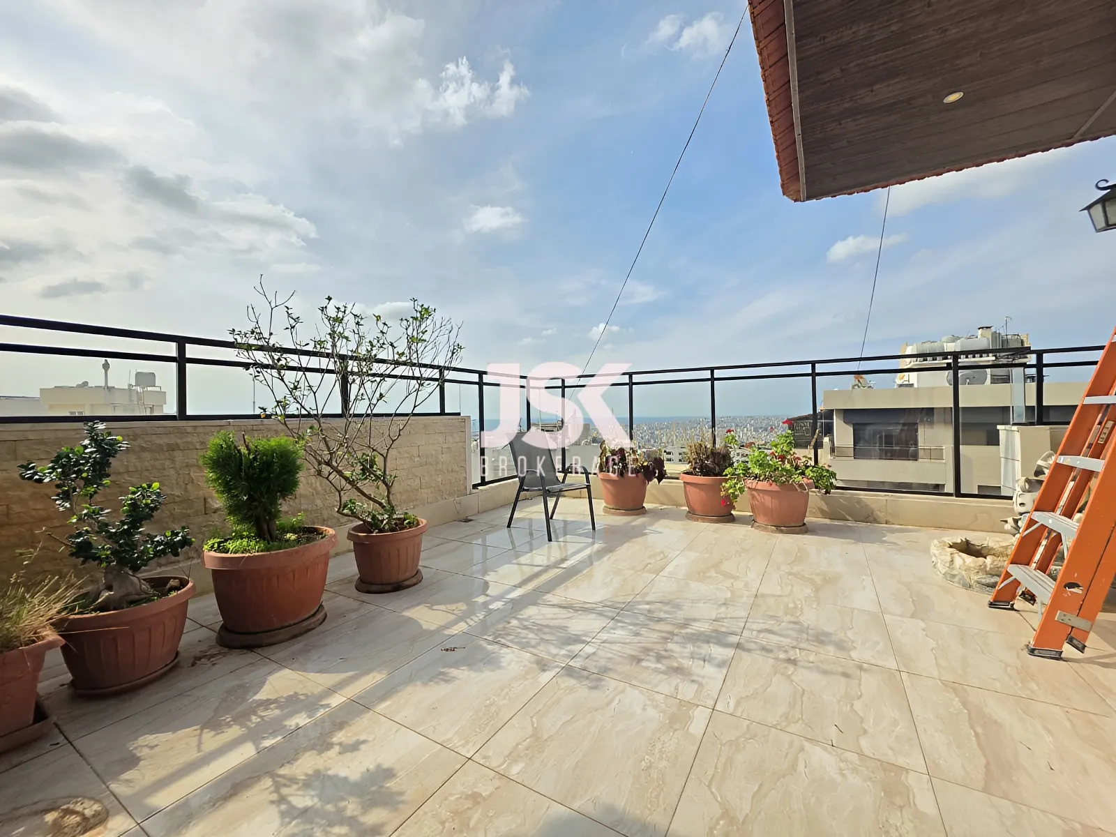 Apartment for Rent in Rihaniyeh
