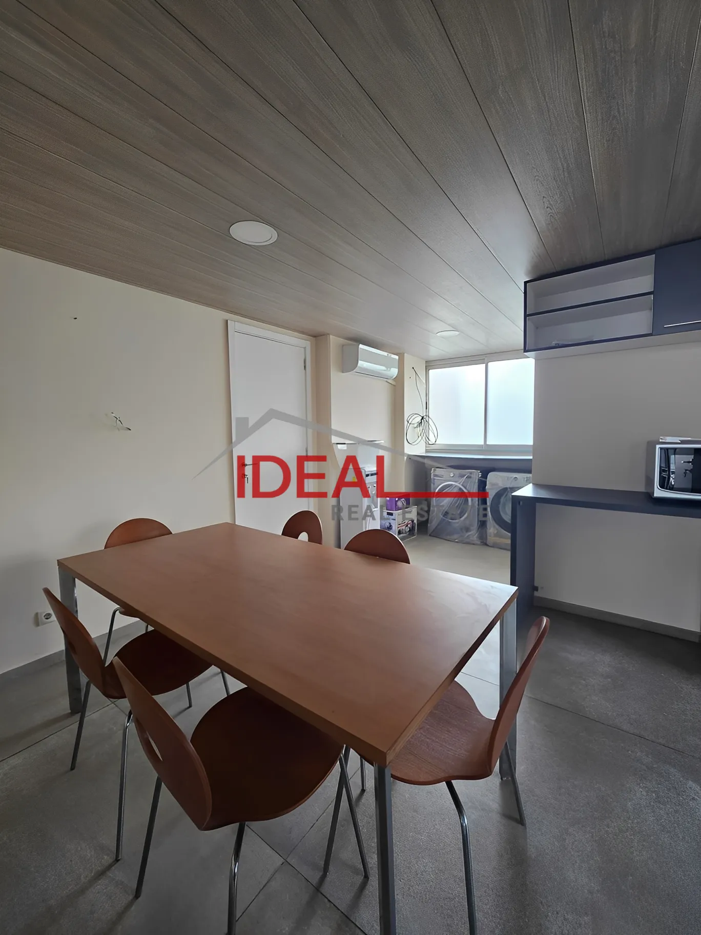Apartment for Rent in Horch Tabet - 3 bed, 3 bath