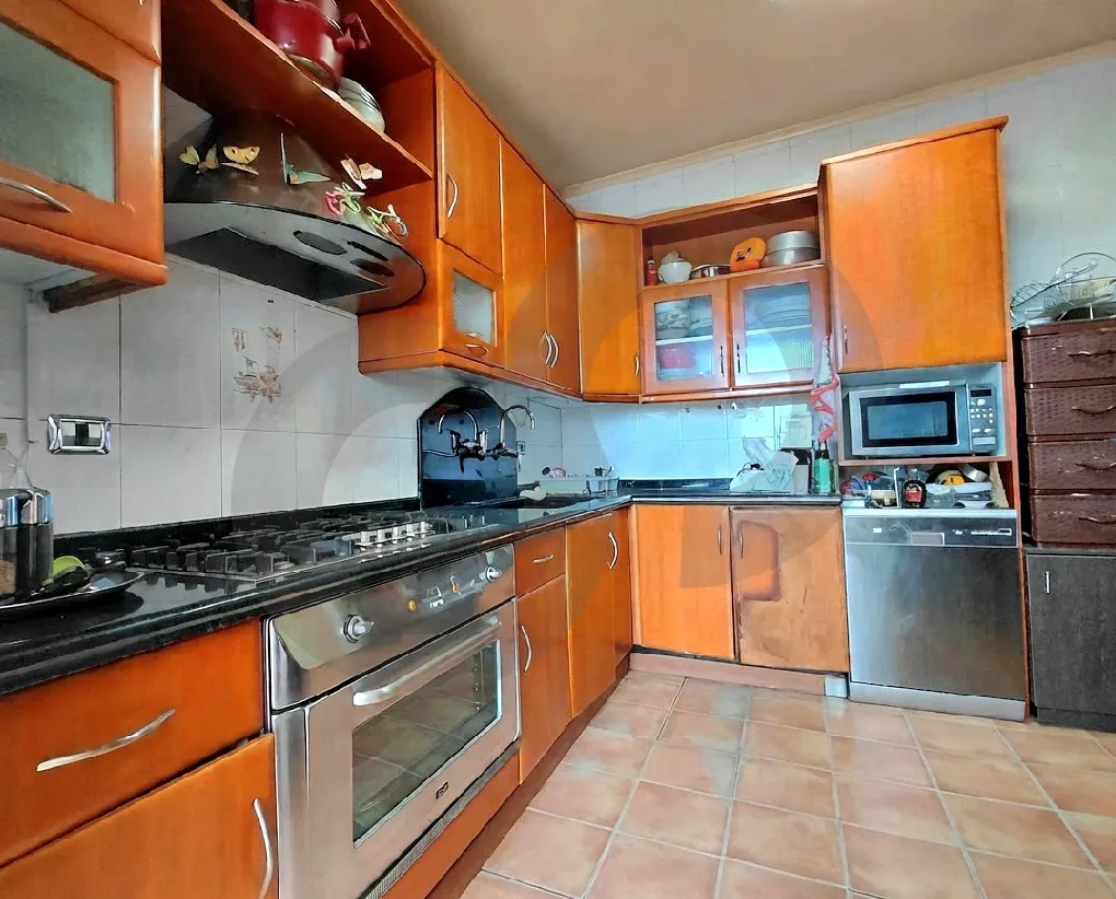 Building for Sale in Jdeideh