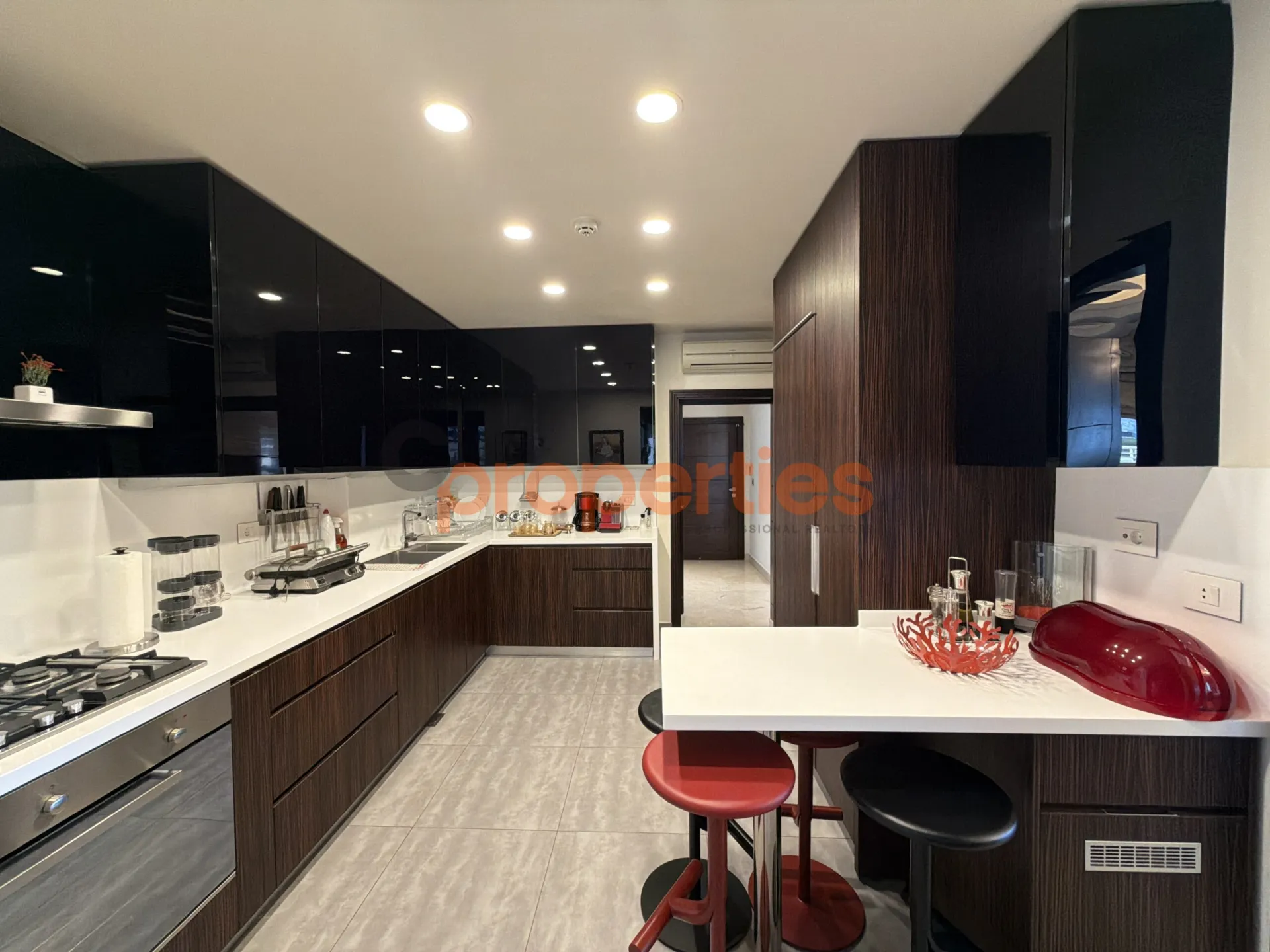 Apartment for Sale in Mtaileb