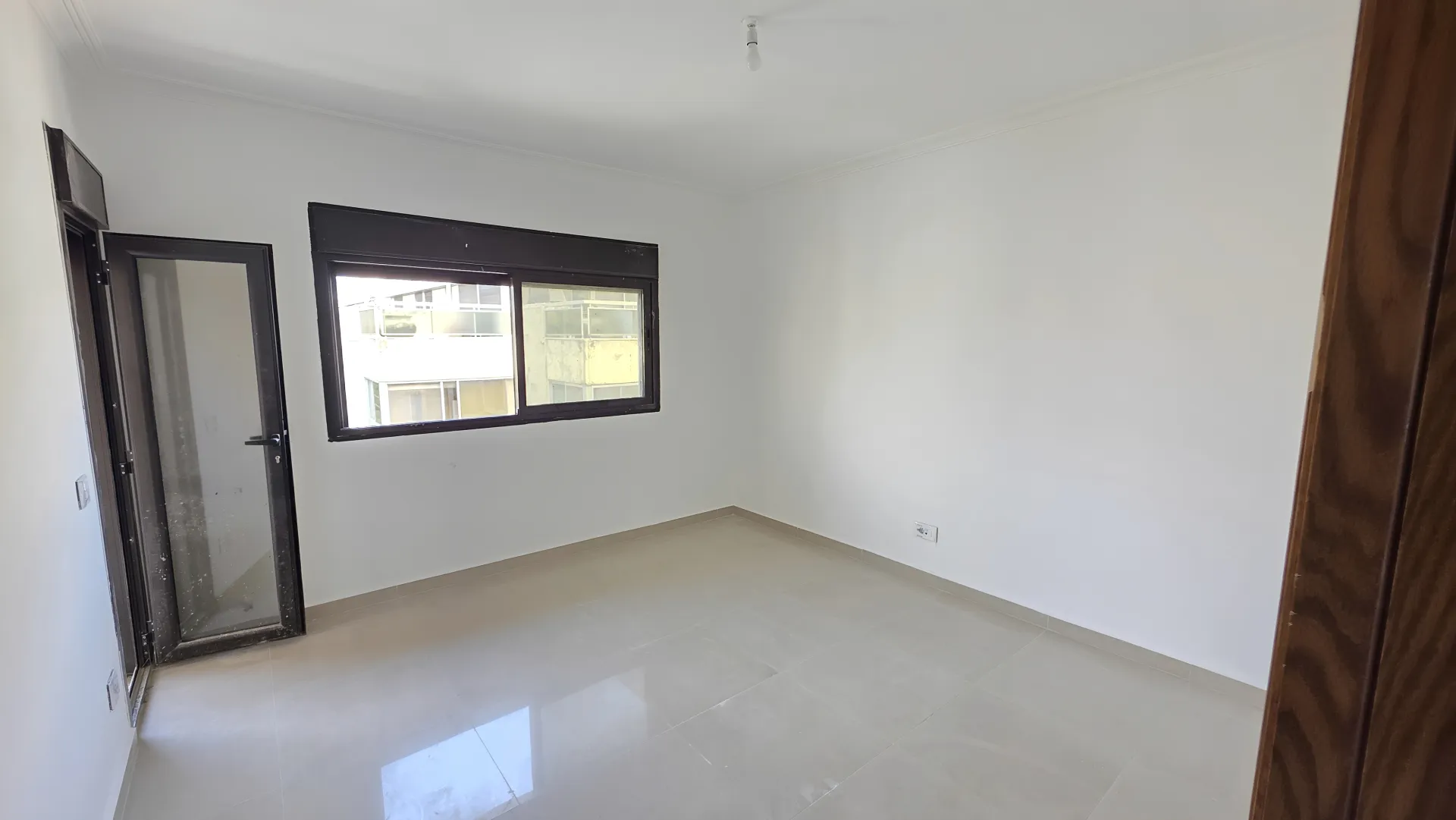 Apartment for Sale in Mtaileb