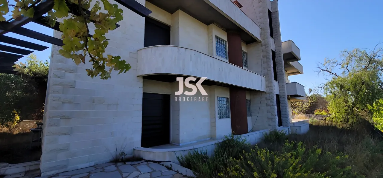 Villa for Sale in Kafr