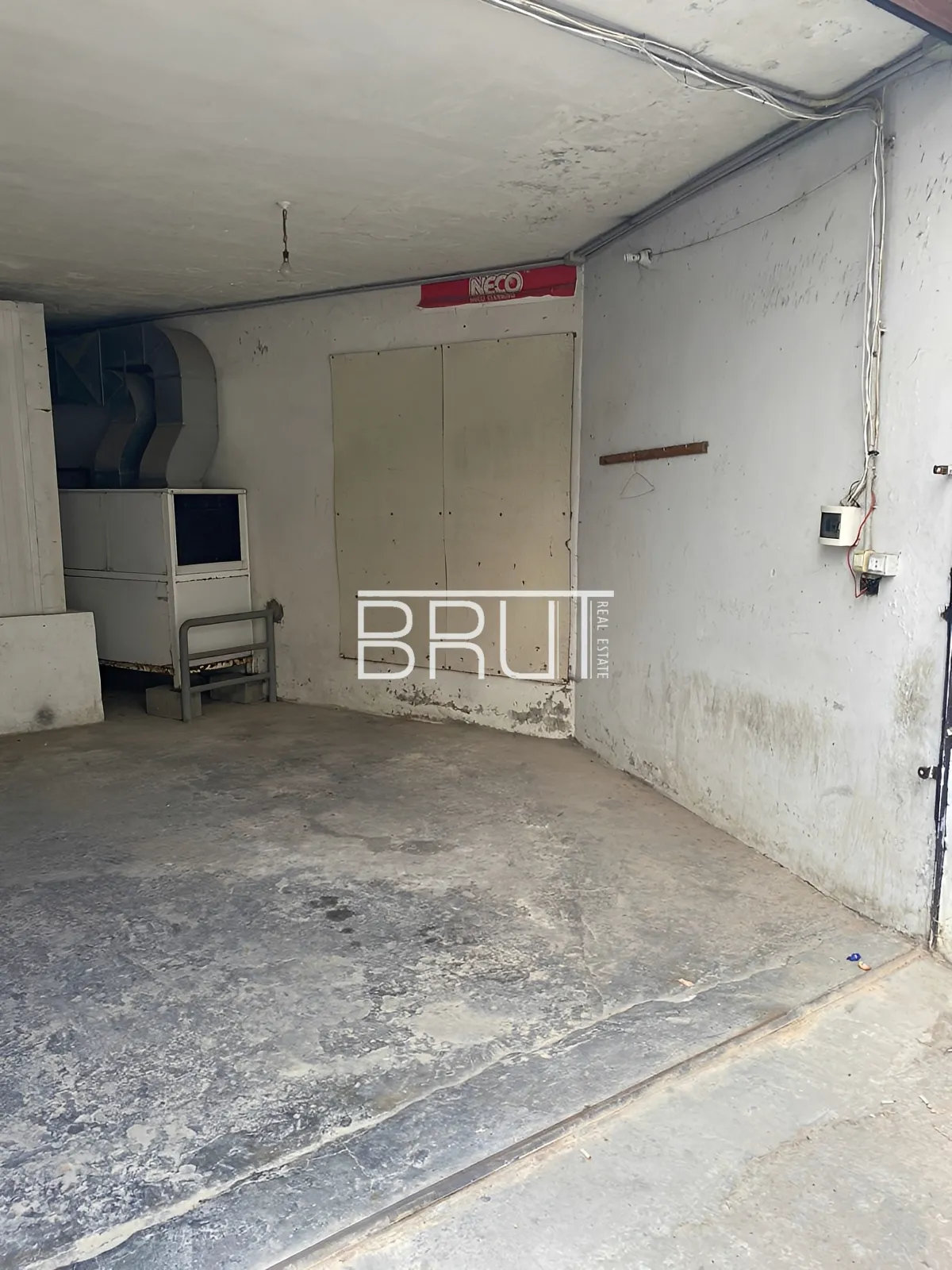 Warehouse For Sale in Zouk Mikael
