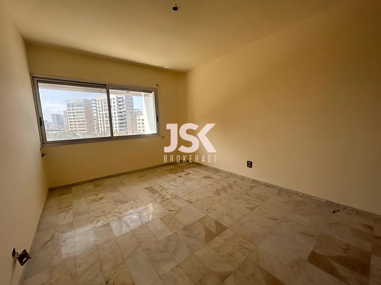 Apartment for Sale in Kraytem