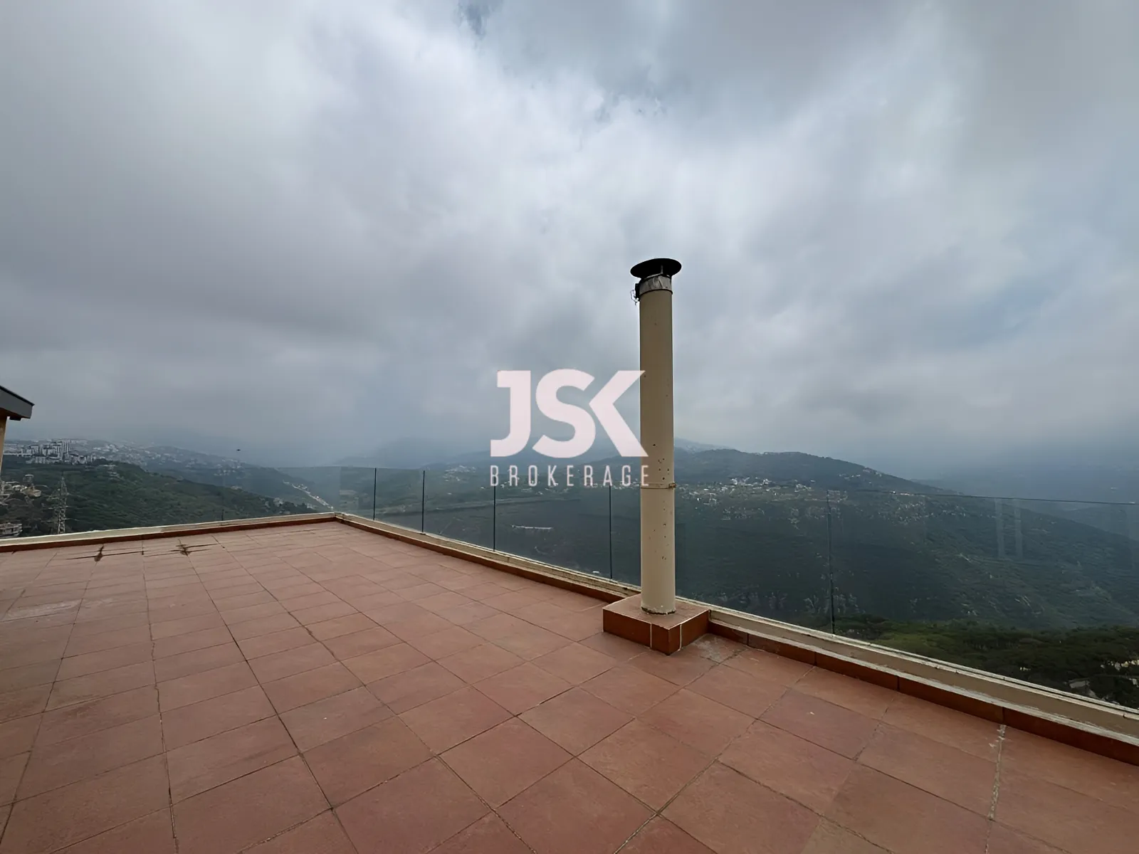 Loft for Rent in Beit Meri