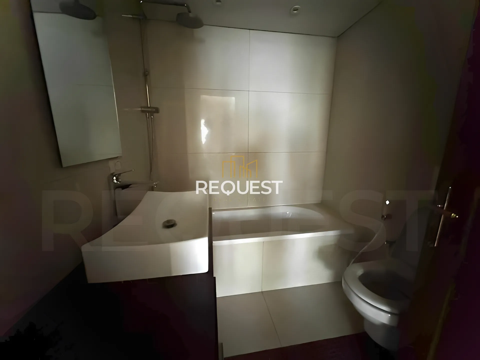 Apartment for rent in Ain el-mreisseh, beirut, lebanon