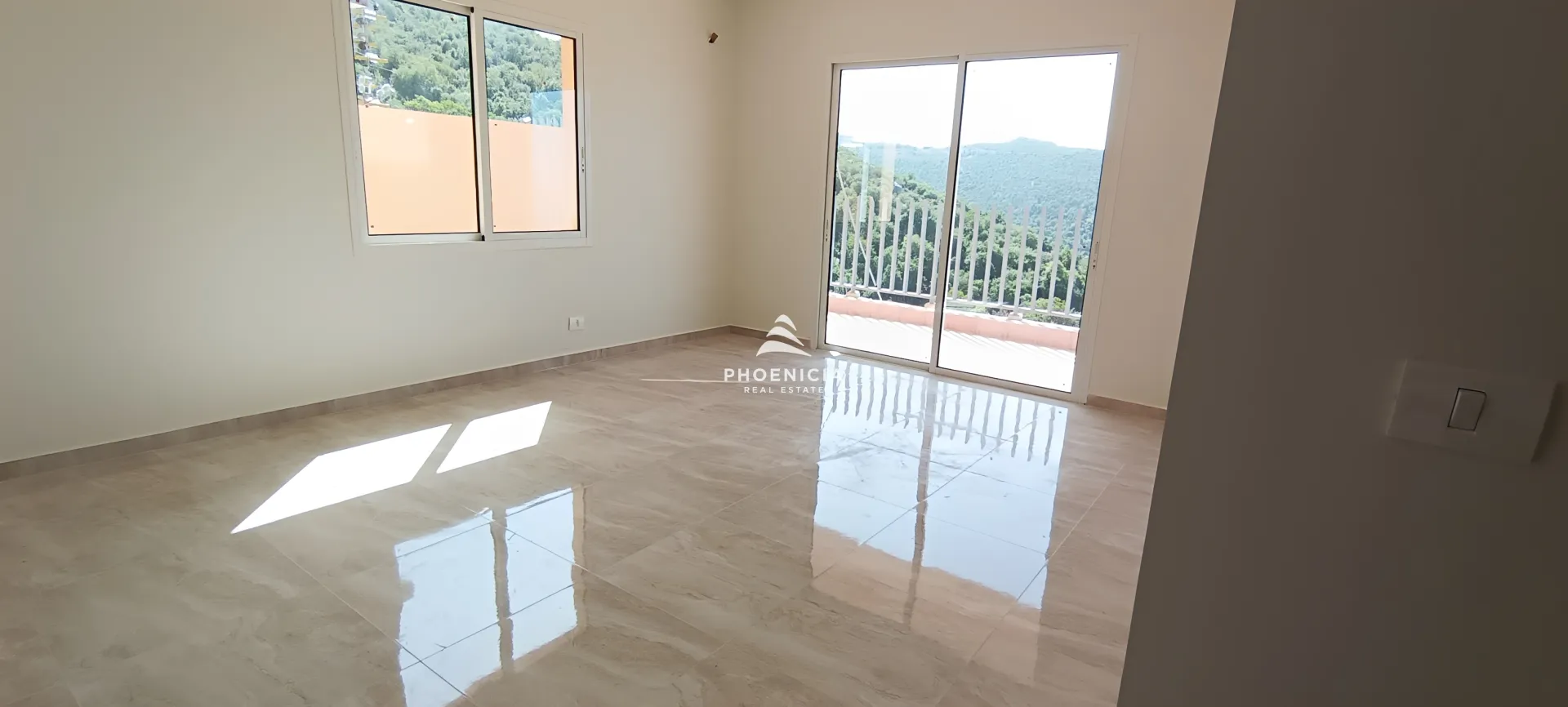 Apartment for Sale in Breij - 2 bed, 2 bath