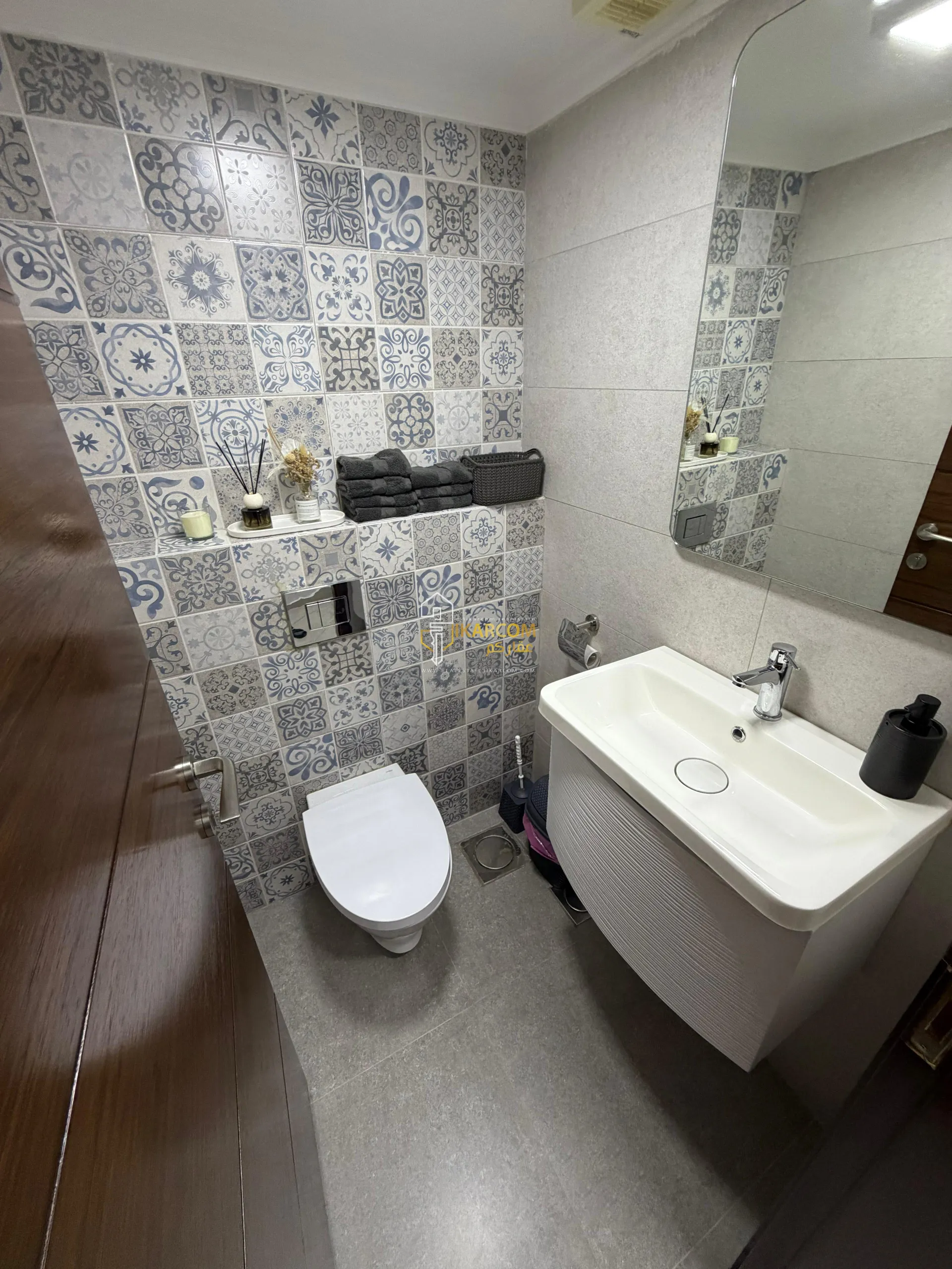 Apartment for Sale in Blat