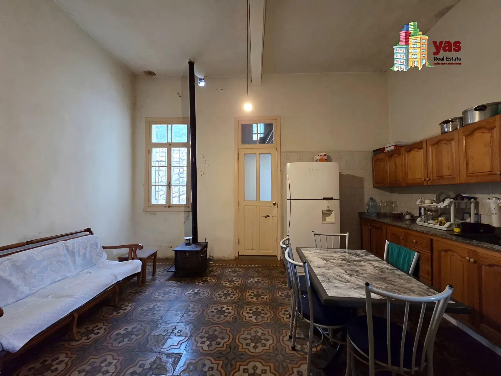 Villa for Sale in Rayfoun