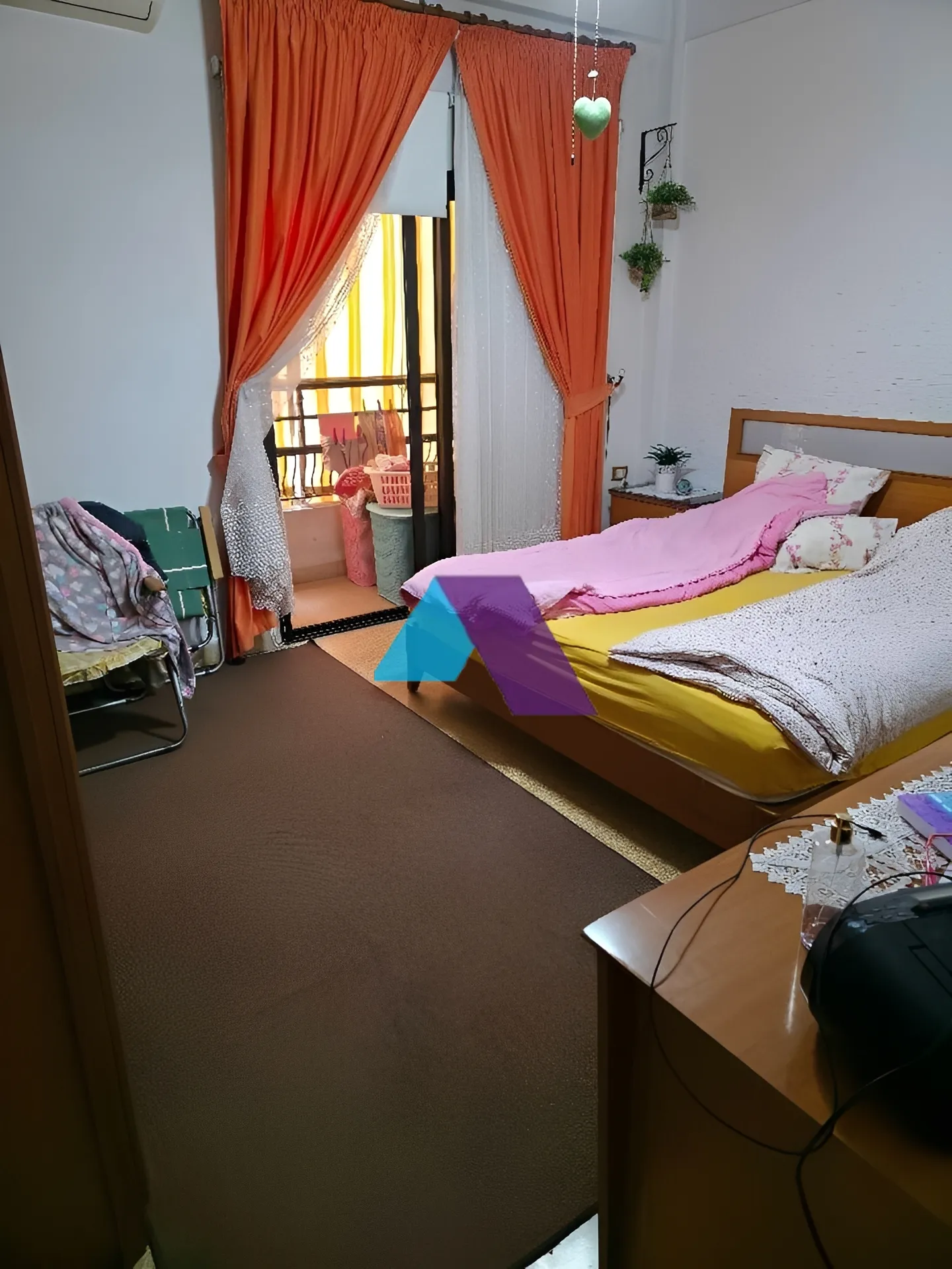 Apartment for Sale in Bourj Hammoud - 2 bed, 1 bath