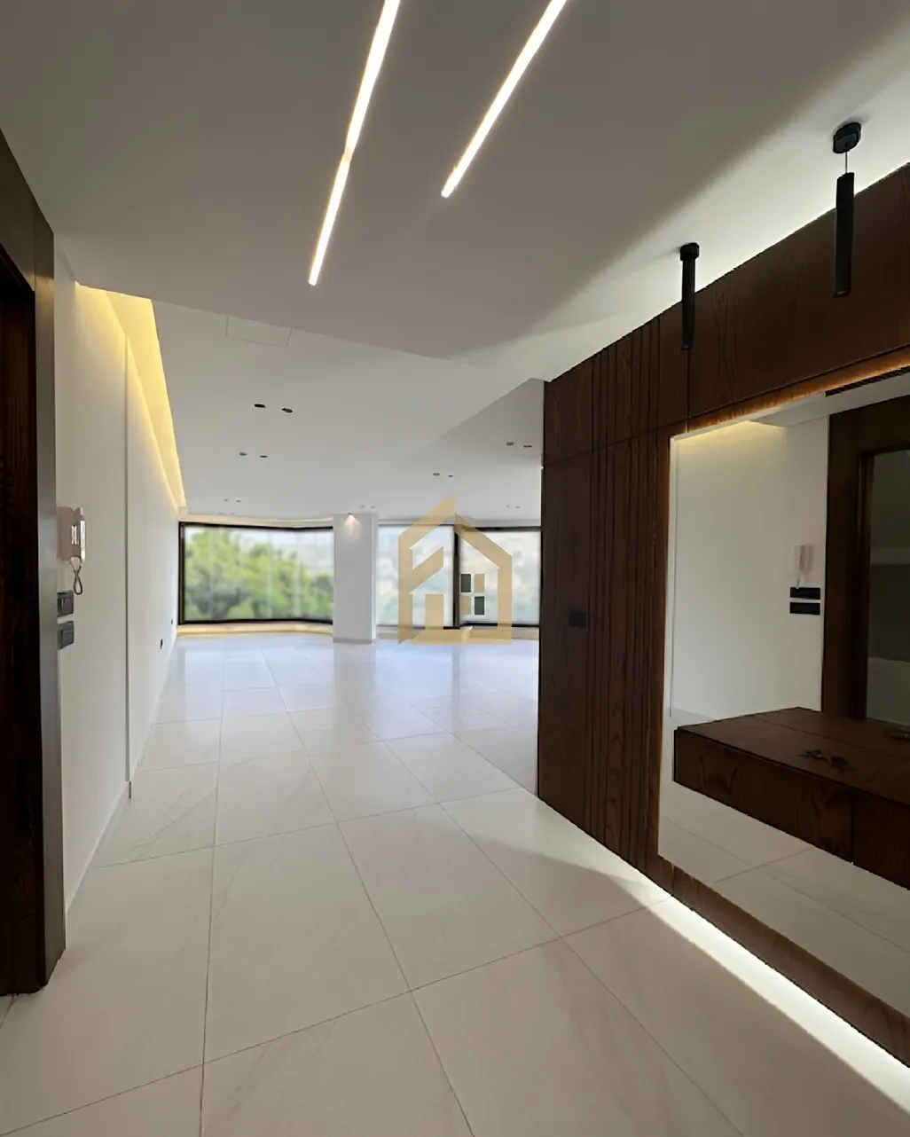 Apartment for sale in Mar Takla, Hazmieh - 3 bed, 3 bath