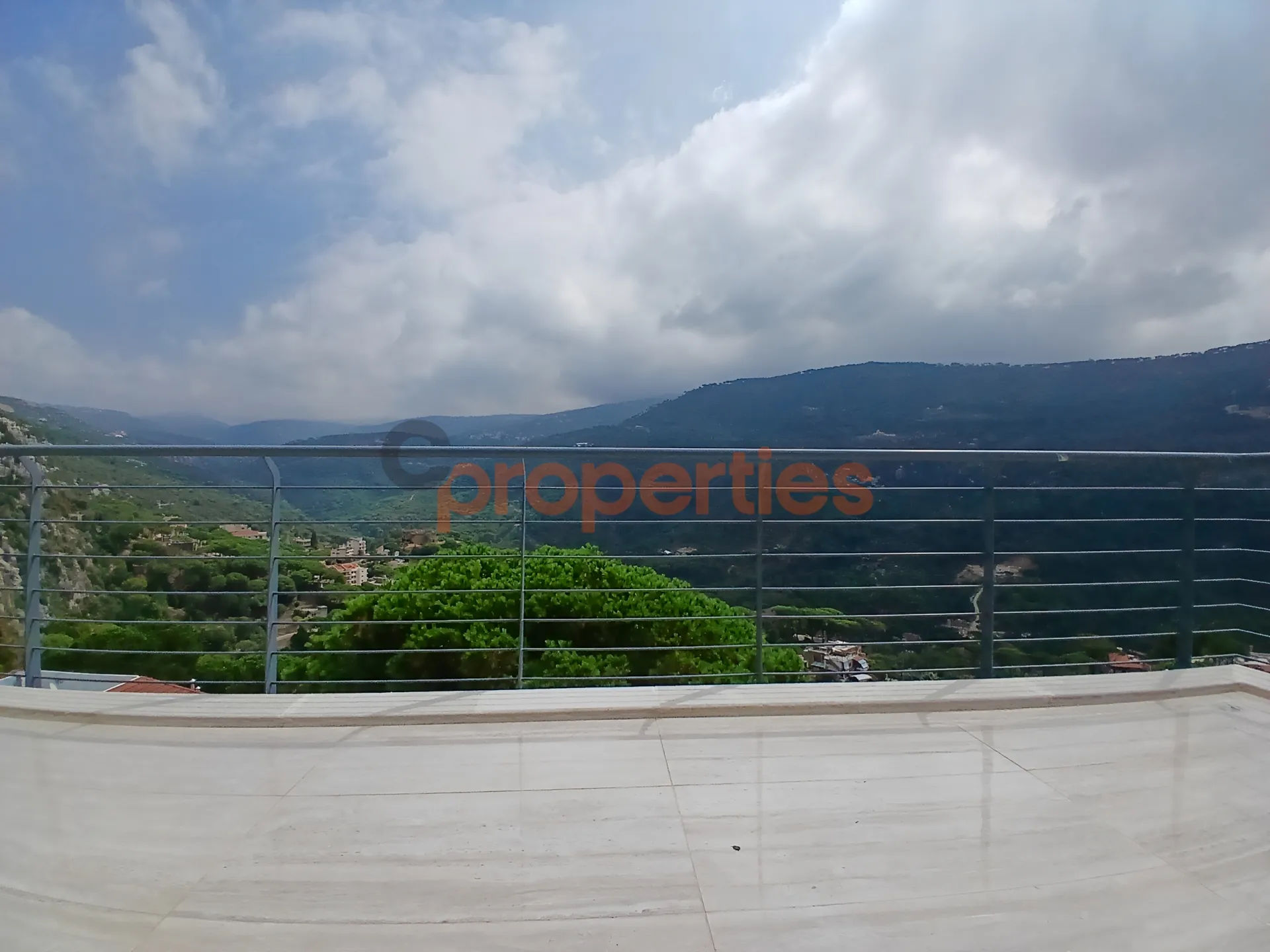 Apartment for Sale in Baabdat