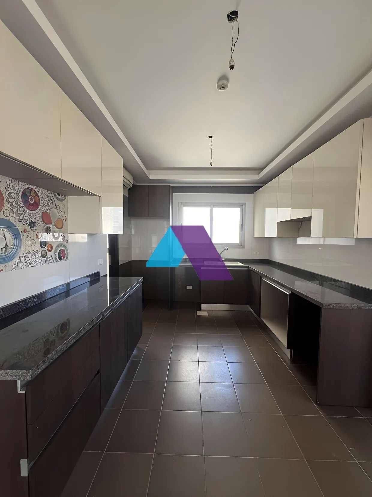 Apartment for Sale in Msaytbeh - 3 bed, 4 bath