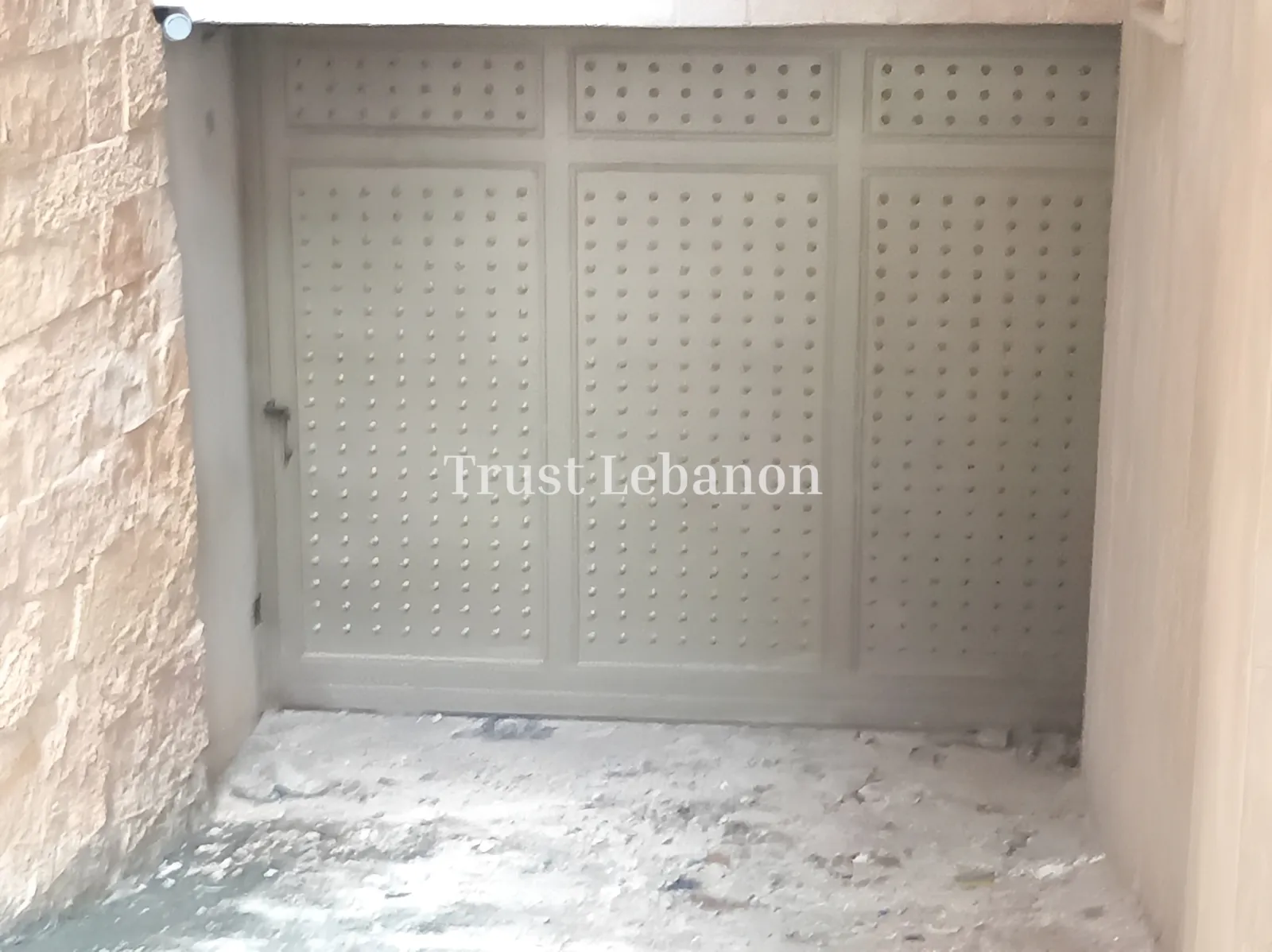 Warehouse for rent in Zikrit