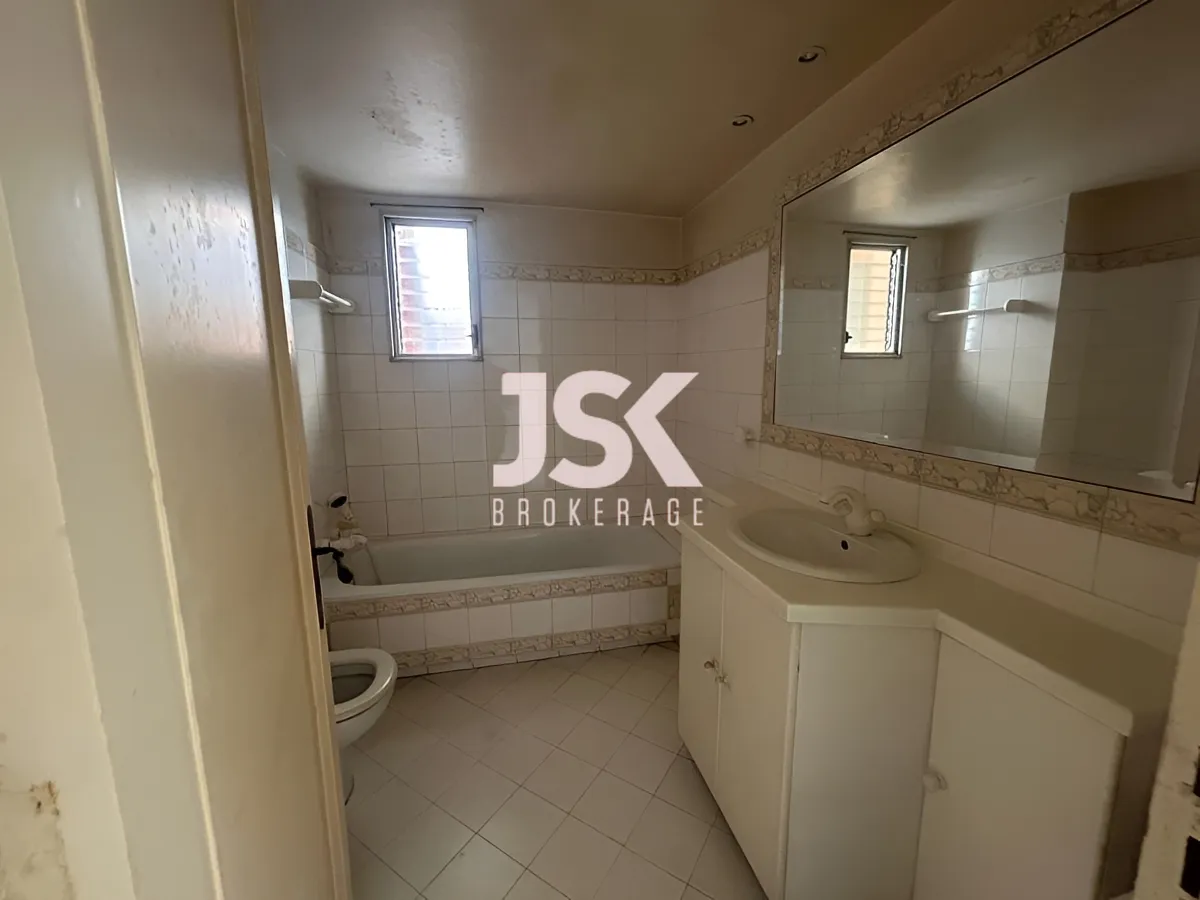 Apartment for Sale in Tallet Khayat, Beirut, Lebanon