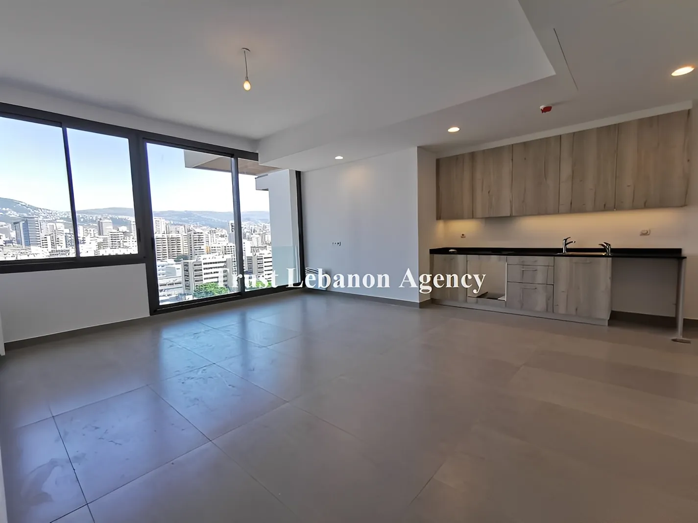 Apartment for Rent in Achrafieh