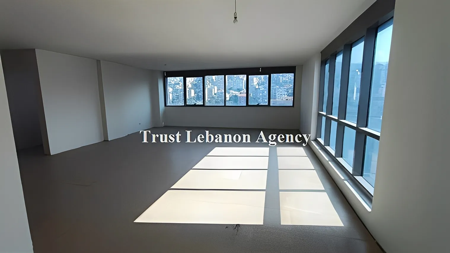 Office for sale in Metn, Dbayeh