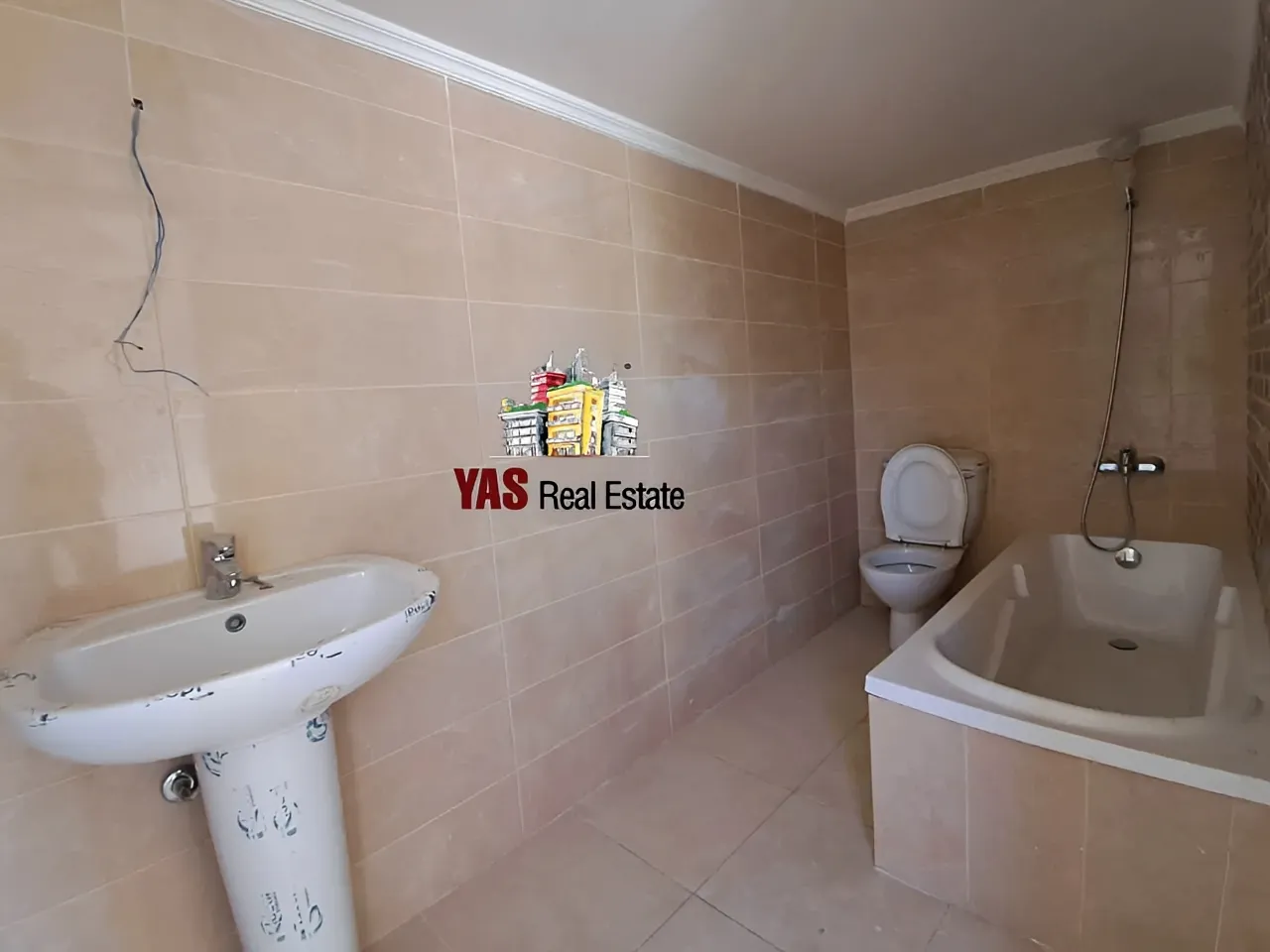 Apartment for Sale in Jouret Ballout - 4 bed, 4 bath