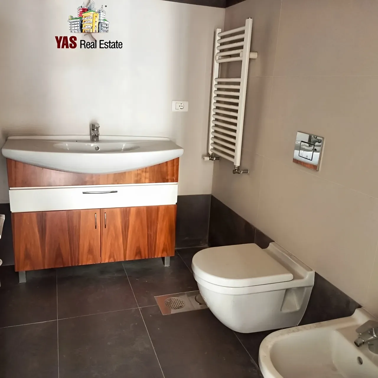 Apartment for Sale in Yarzeh - 3 bed, 4 bath