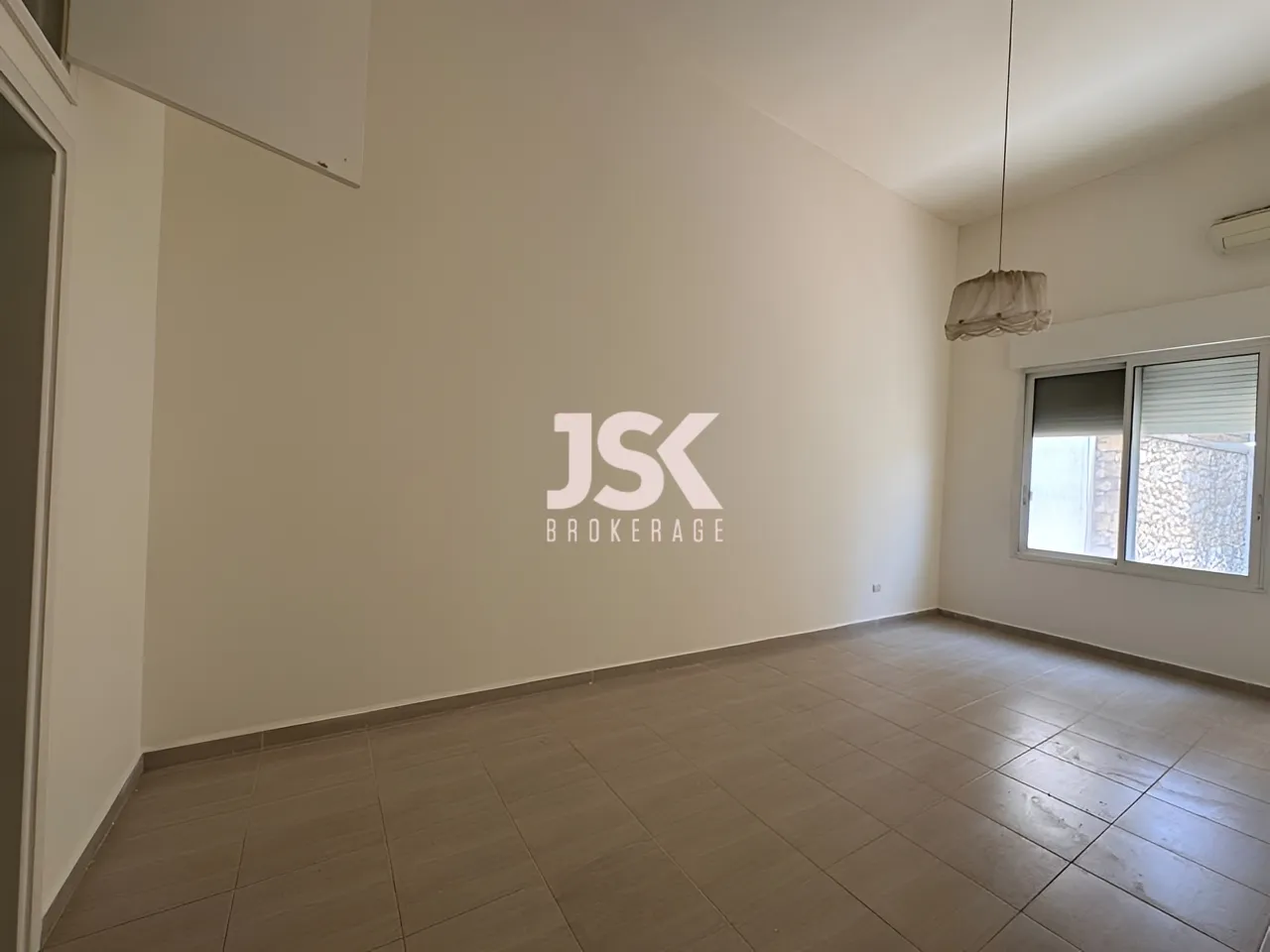 Apartment for Sale in Beit Meri