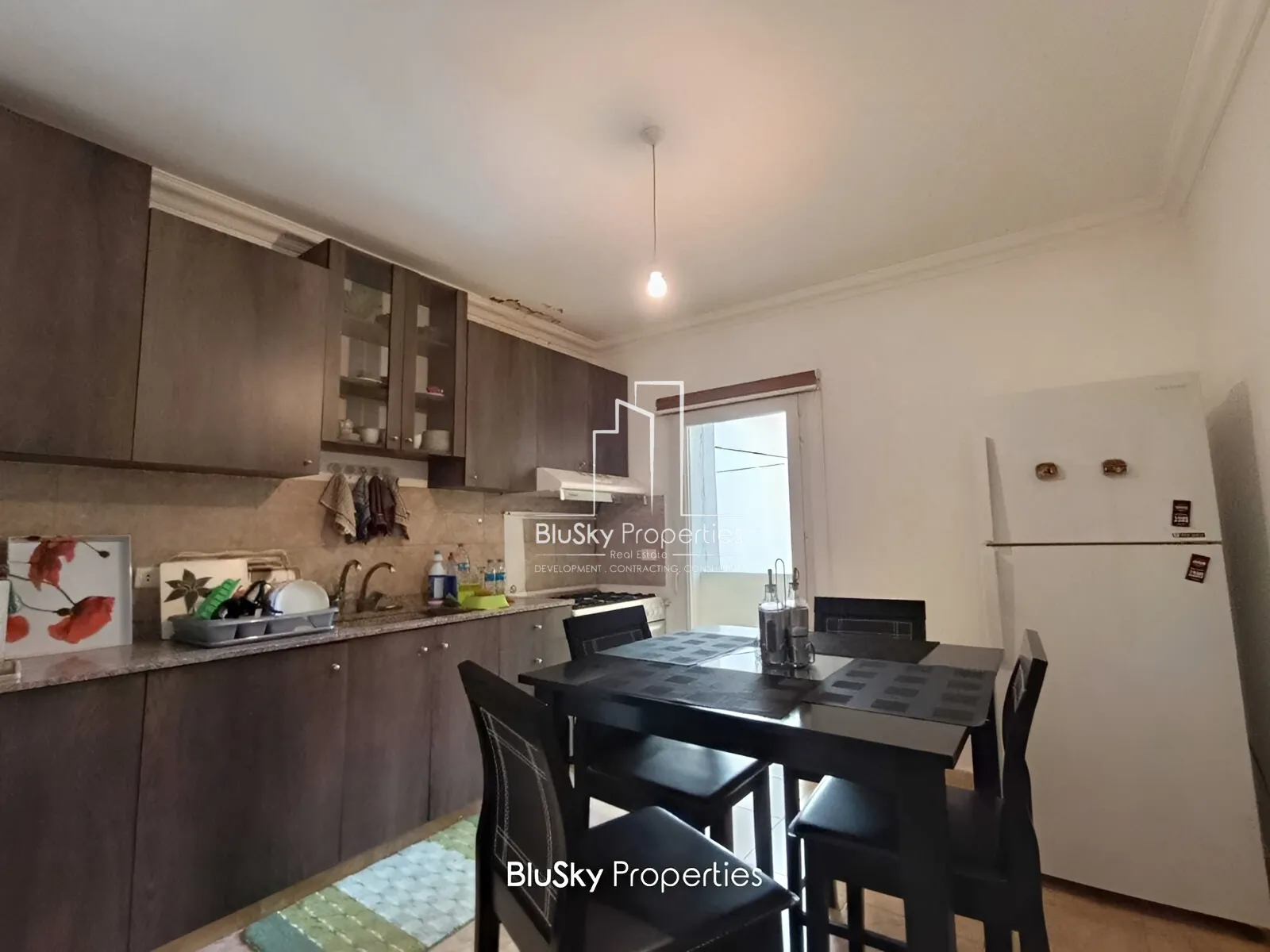 Apartment for Sale in Haret Sakher