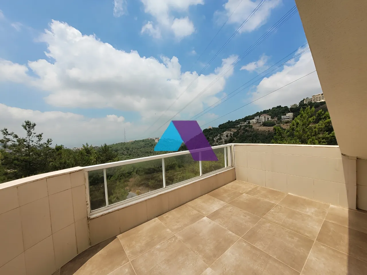 Apartment for Sale in Cornet Chahwan