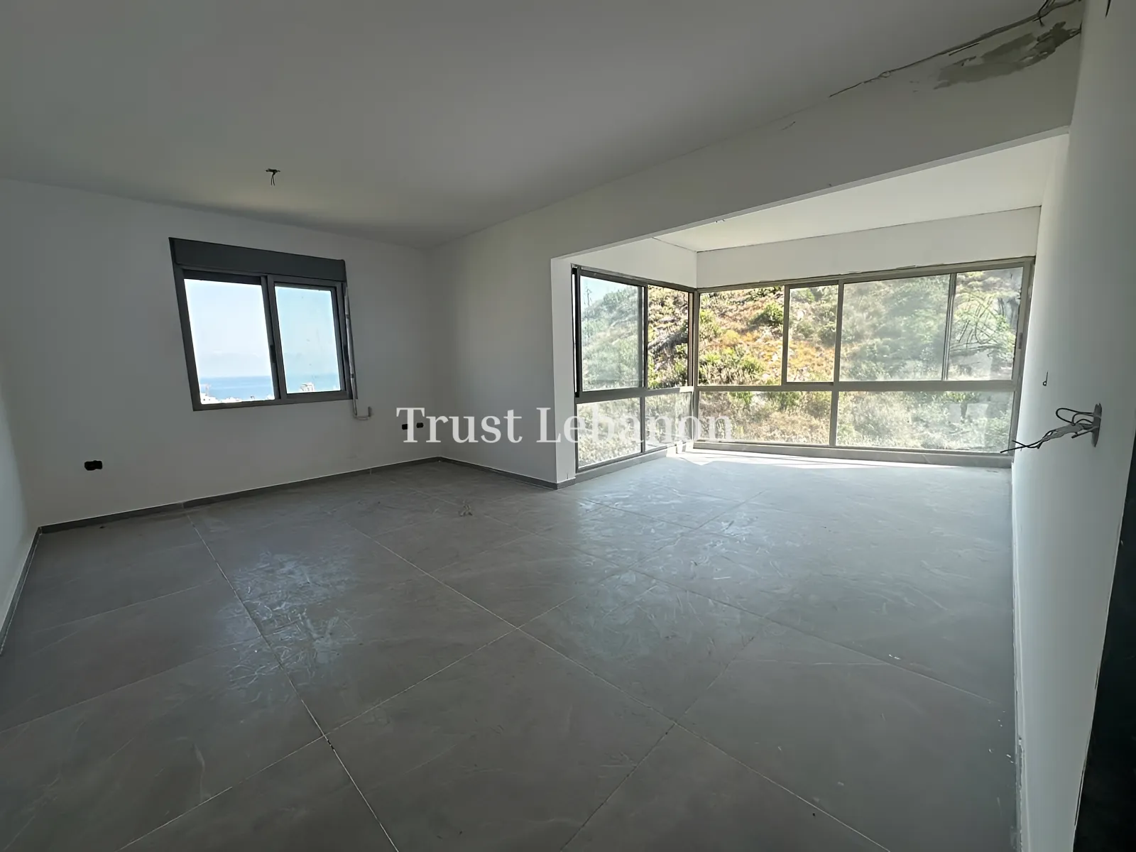 Apartment for sale in Zalqa, Lebanon - 2 bed, 3 bath