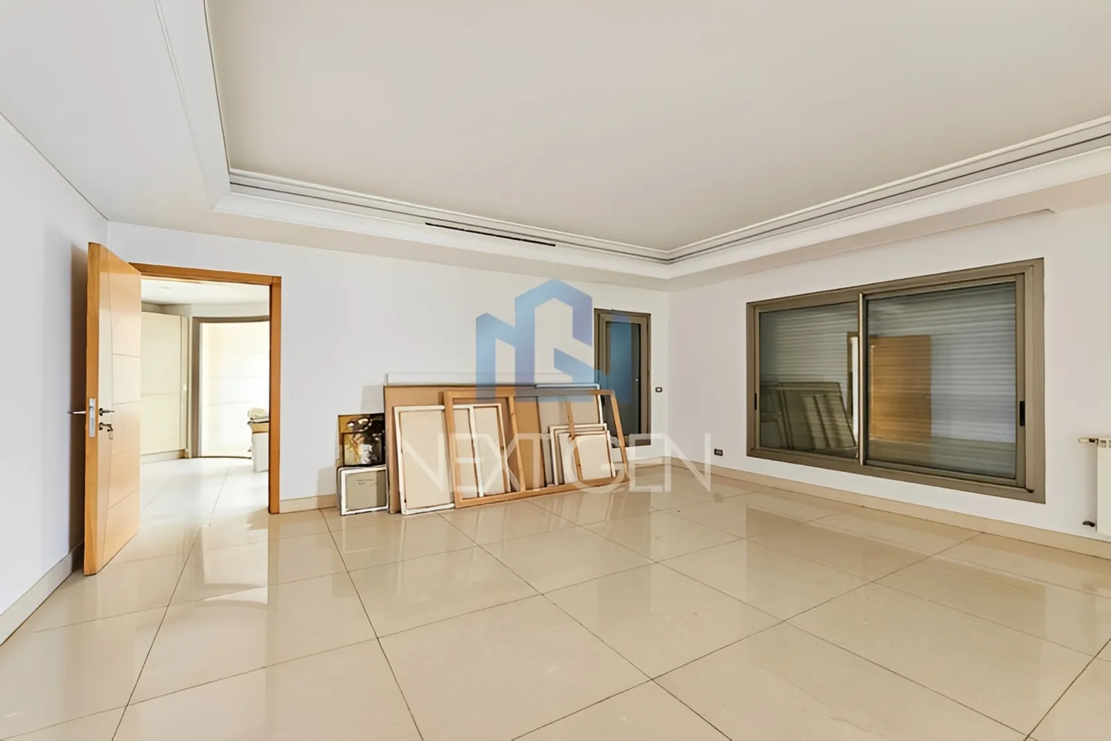 Apartment for Sale in Ain Al Mraiseh - 3 bed, 5 bath