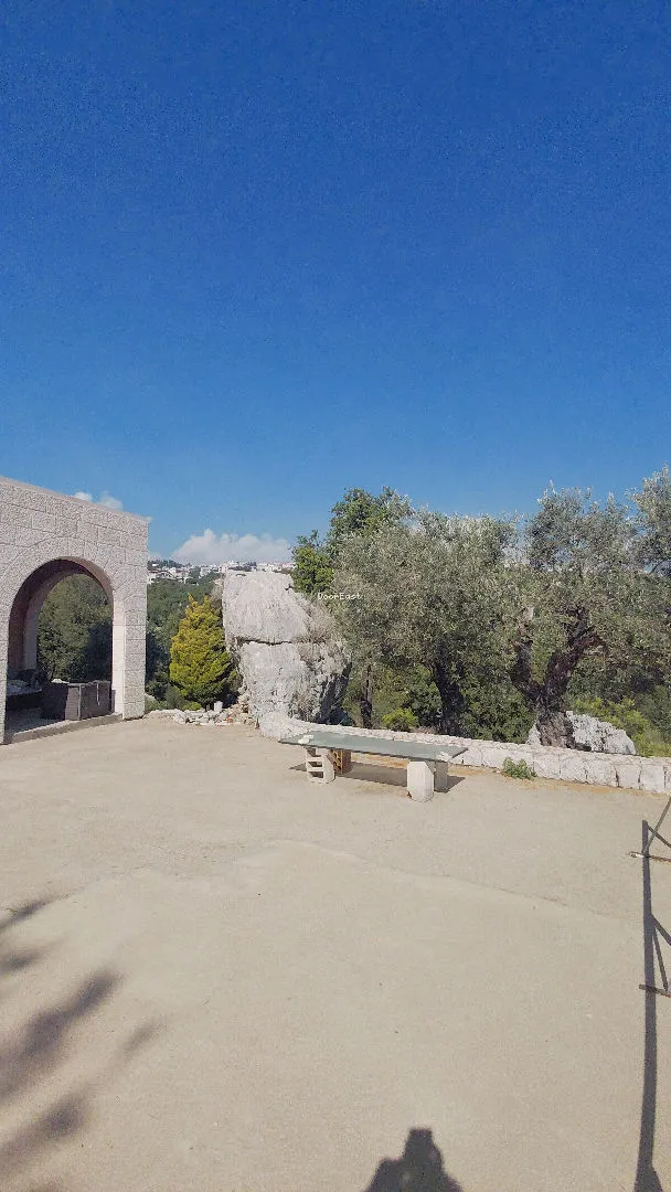 Villa for sale in Ajaltoun, lebanon