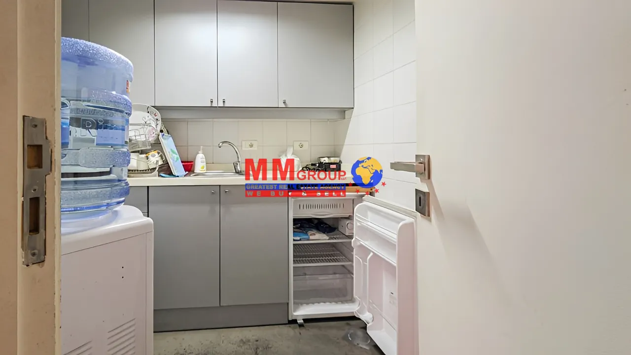 Office for Sale in Mansourieh